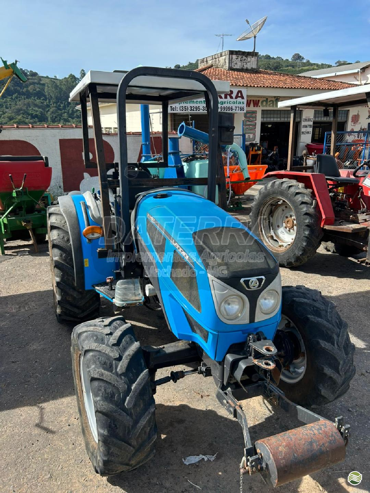 TRATOR LANDINI MONTANA 60 Tração 4x4 DATERRA Implementos Agrícolas MACHADO MINAS GERAIS MG
